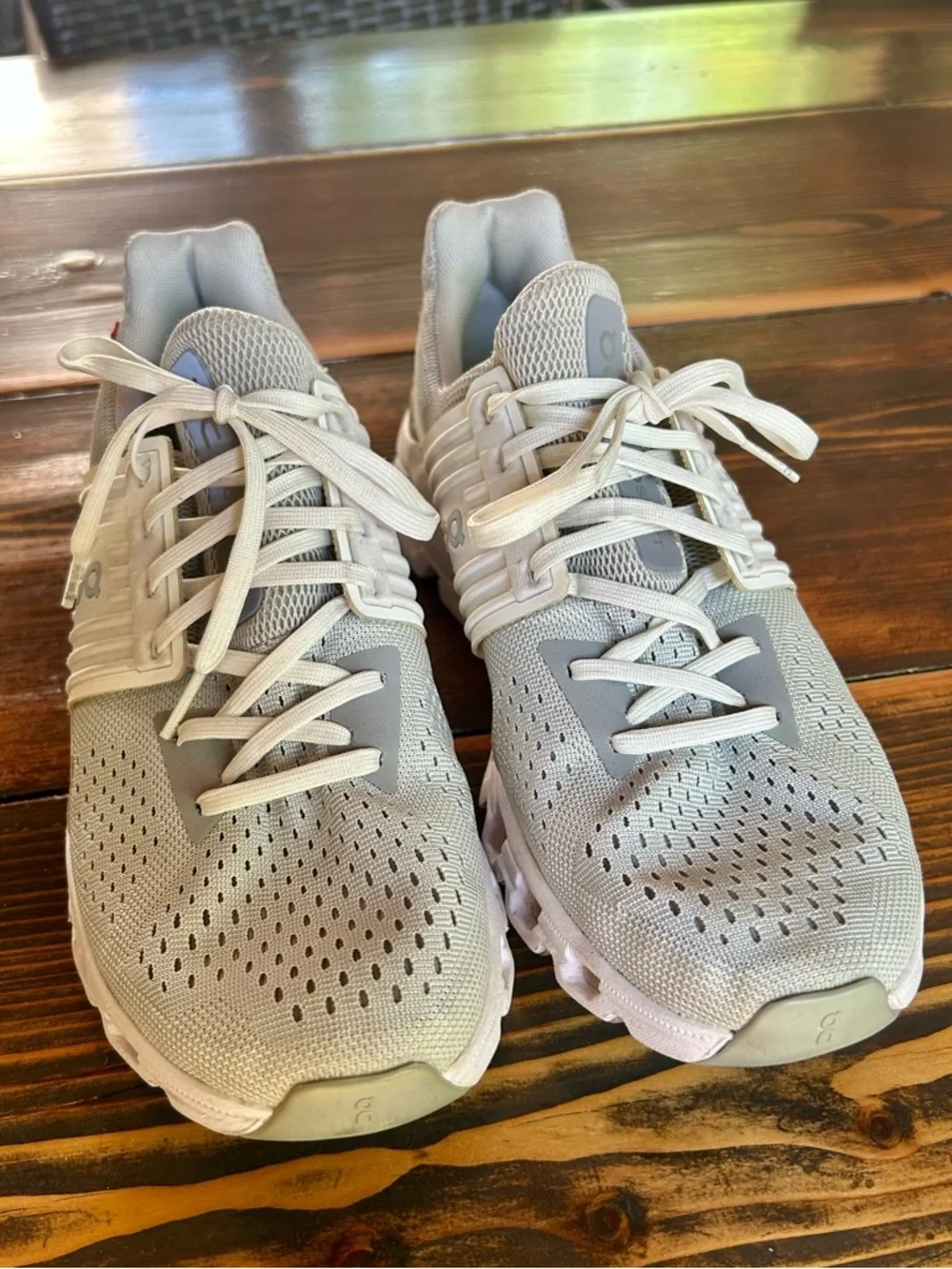 On Running Cloudswift Women’s Sneakers in Light Grey - Picture 4 of 7